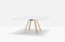 Arki_Table_Wood_Quadrato_Pedrali.jpg